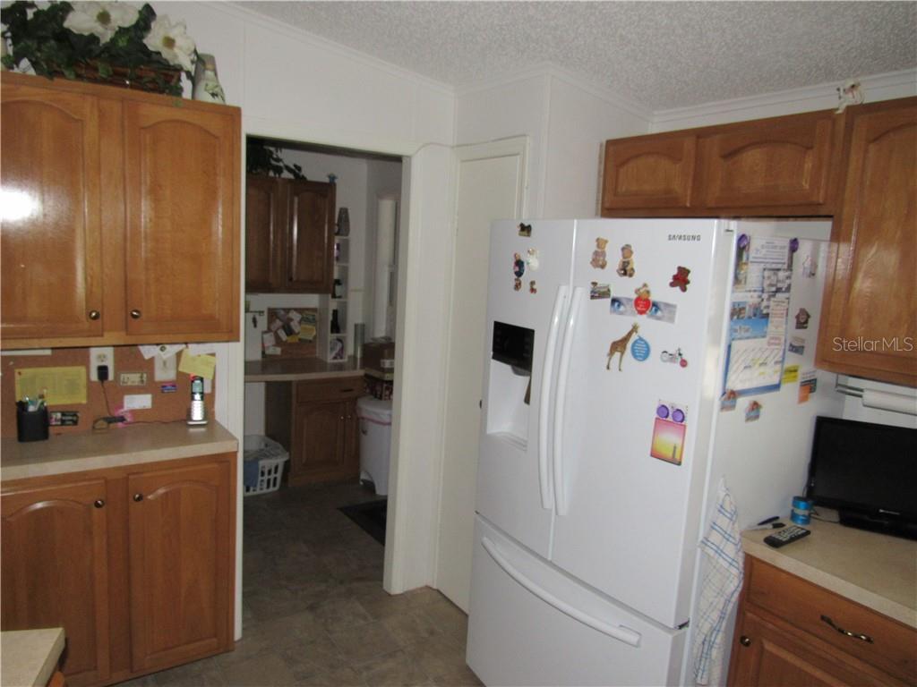 7100 Ulmerton Road, Unit 2013 Largo, FL 33771 - Photo 10 of 28 Gallery Image 10