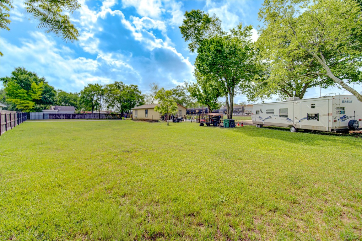 614 Mulcahy Street Rosenberg, TX 77471 - Photo 5 of 36