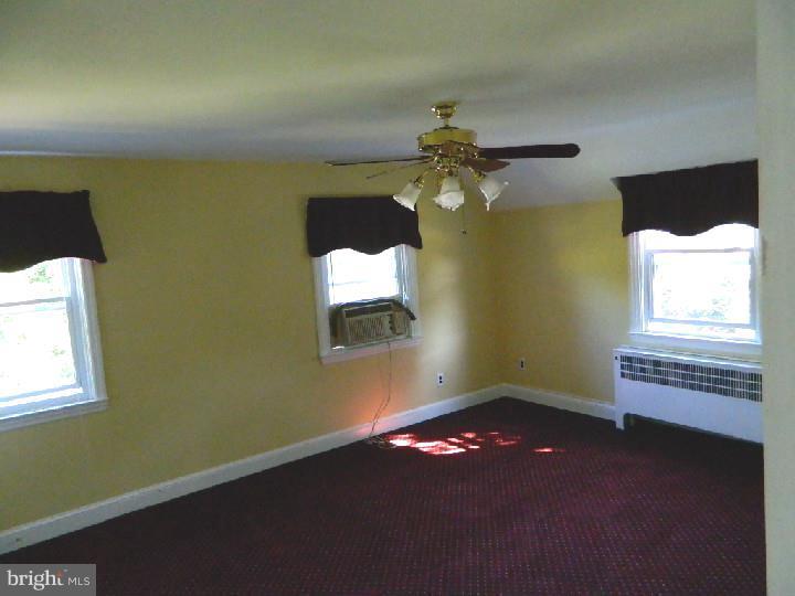 200 Avon Road Springfield, PA 19064 - Photo 15 of 25 Bedroom - Main