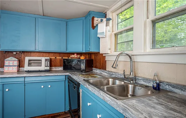 $119,900 | 5498 Lee Centre, Lee Center, NY 13363