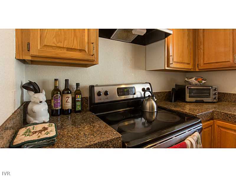947 Incline Way, Unit 190 Incline Village, NV 89451 - Photo 6 of 11 Kitchen.