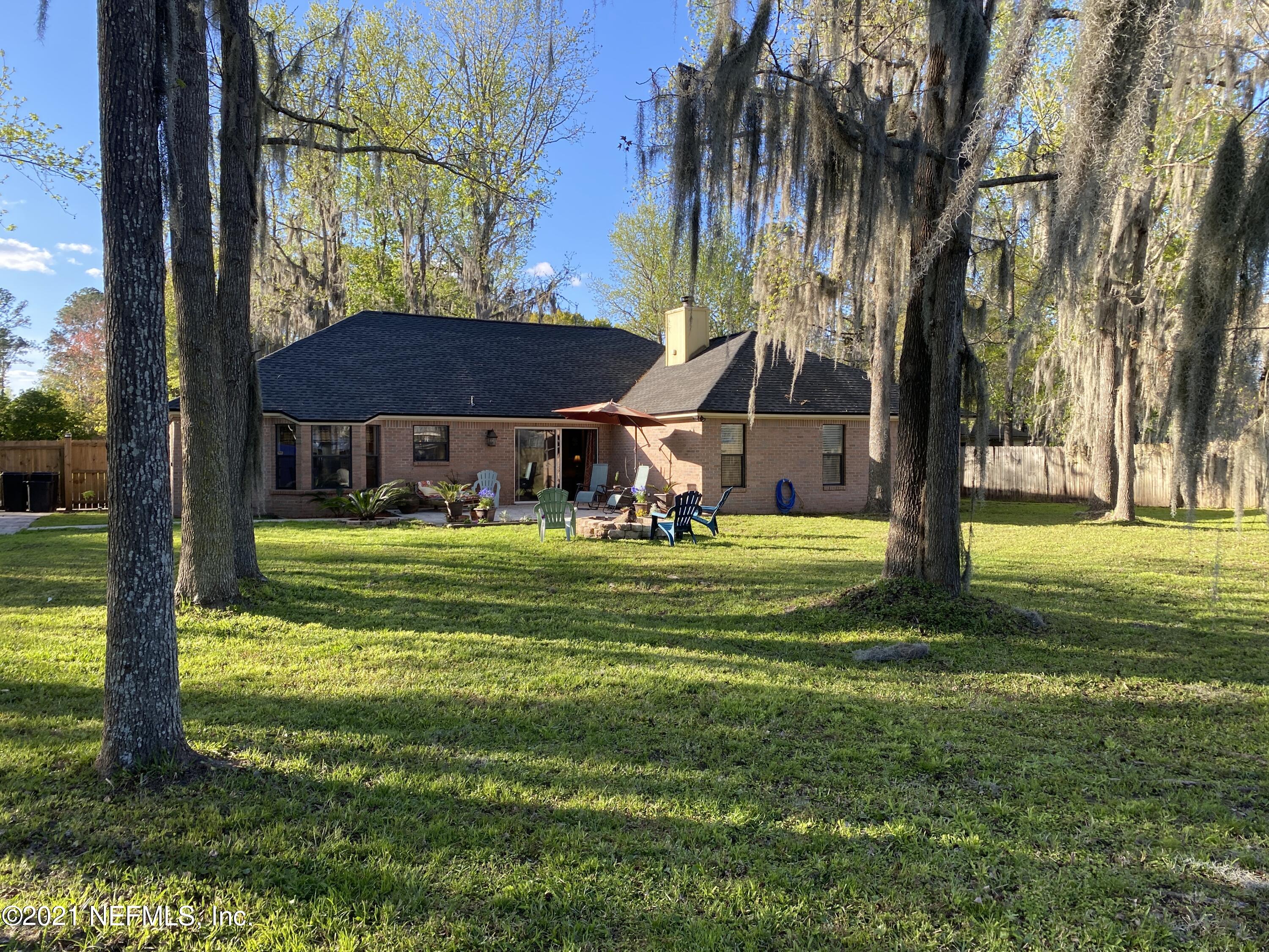 3021 Nautilus Road Middleburg, FL 32068 - Photo 22 of 25 a view of a park with large trees