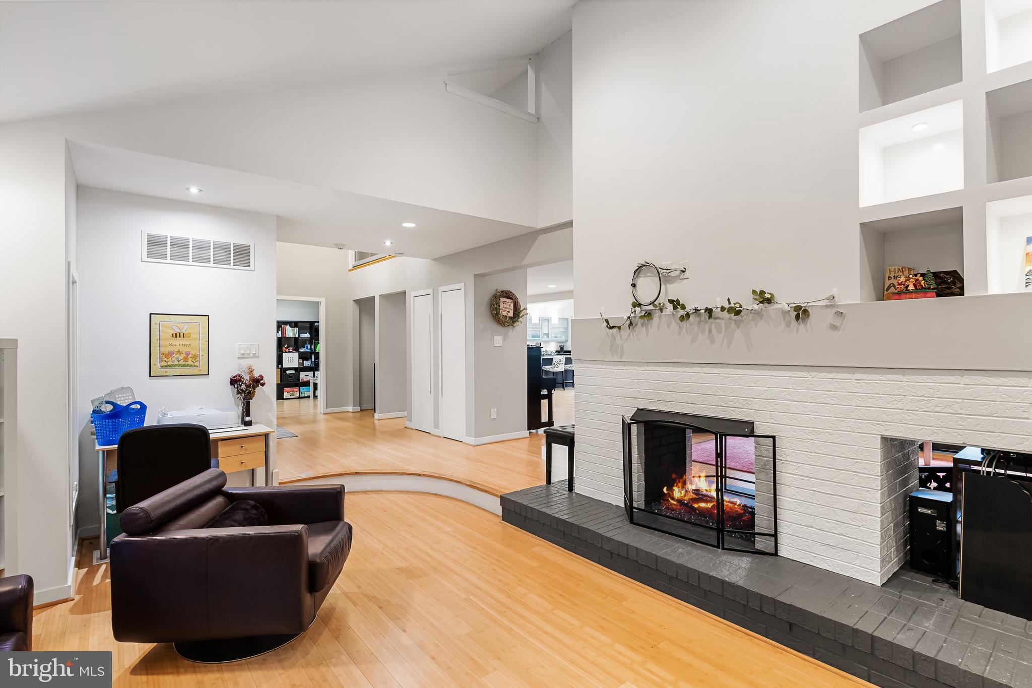927 Cox Road Moorestown, NJ 08057 - Photo 11 of 61