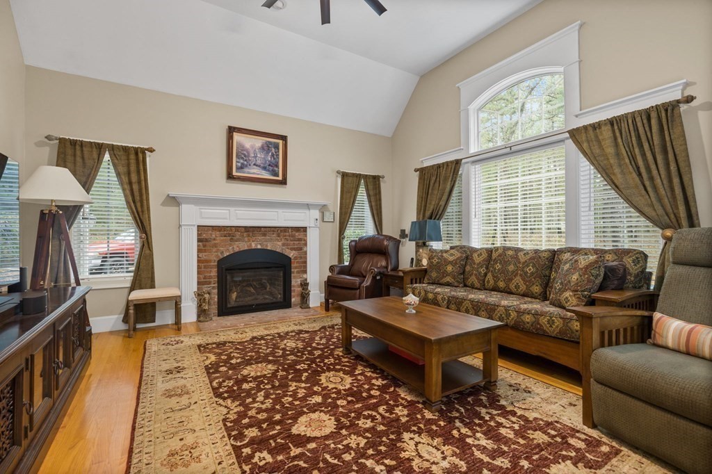 2 Pine Needle Lane Wareham, MA 02571 - Photo 18 of 42