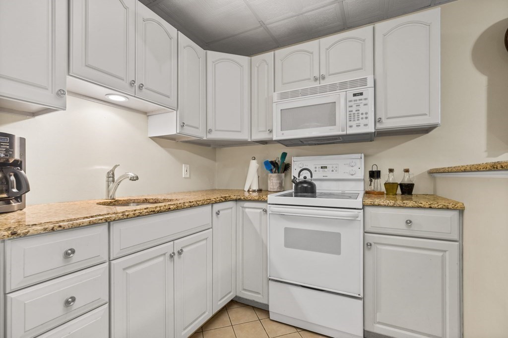 2 Pine Needle Lane Wareham, MA 02571 - Photo 37 of 42