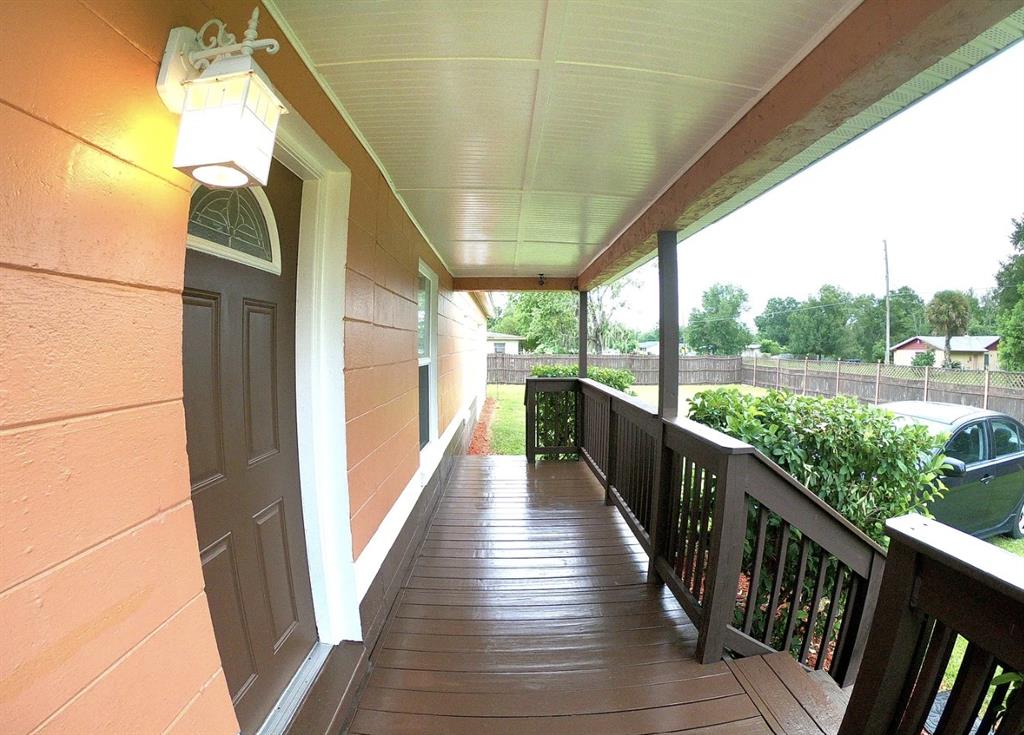 1316 Grayson Drive Orlando, FL 32825 - Photo 4 of 32