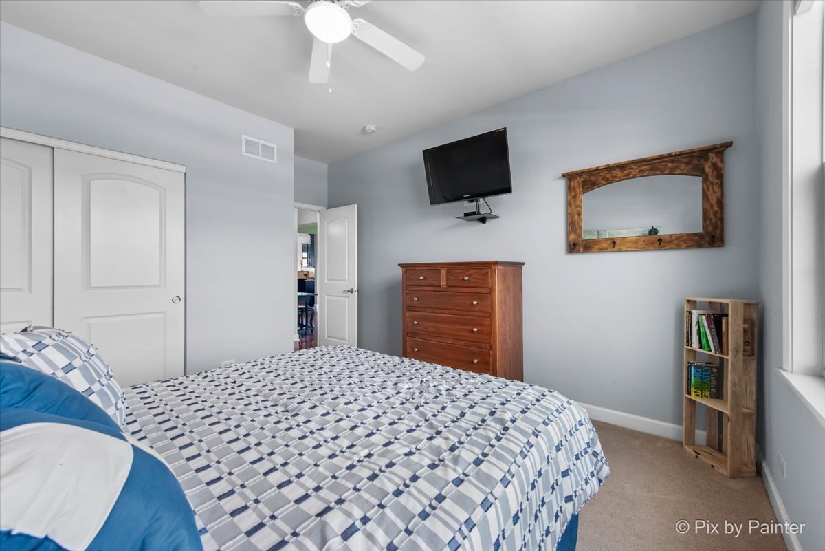 1348 Ritter Street North Aurora, IL 60542 - Photo 11 of 44 Gallery Image 11