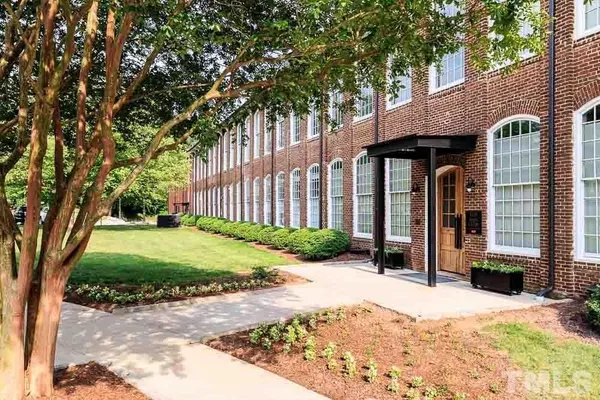 $3,200 | 1535 Caraleigh Mills Court, Unit 102, Raleigh, NC 27603