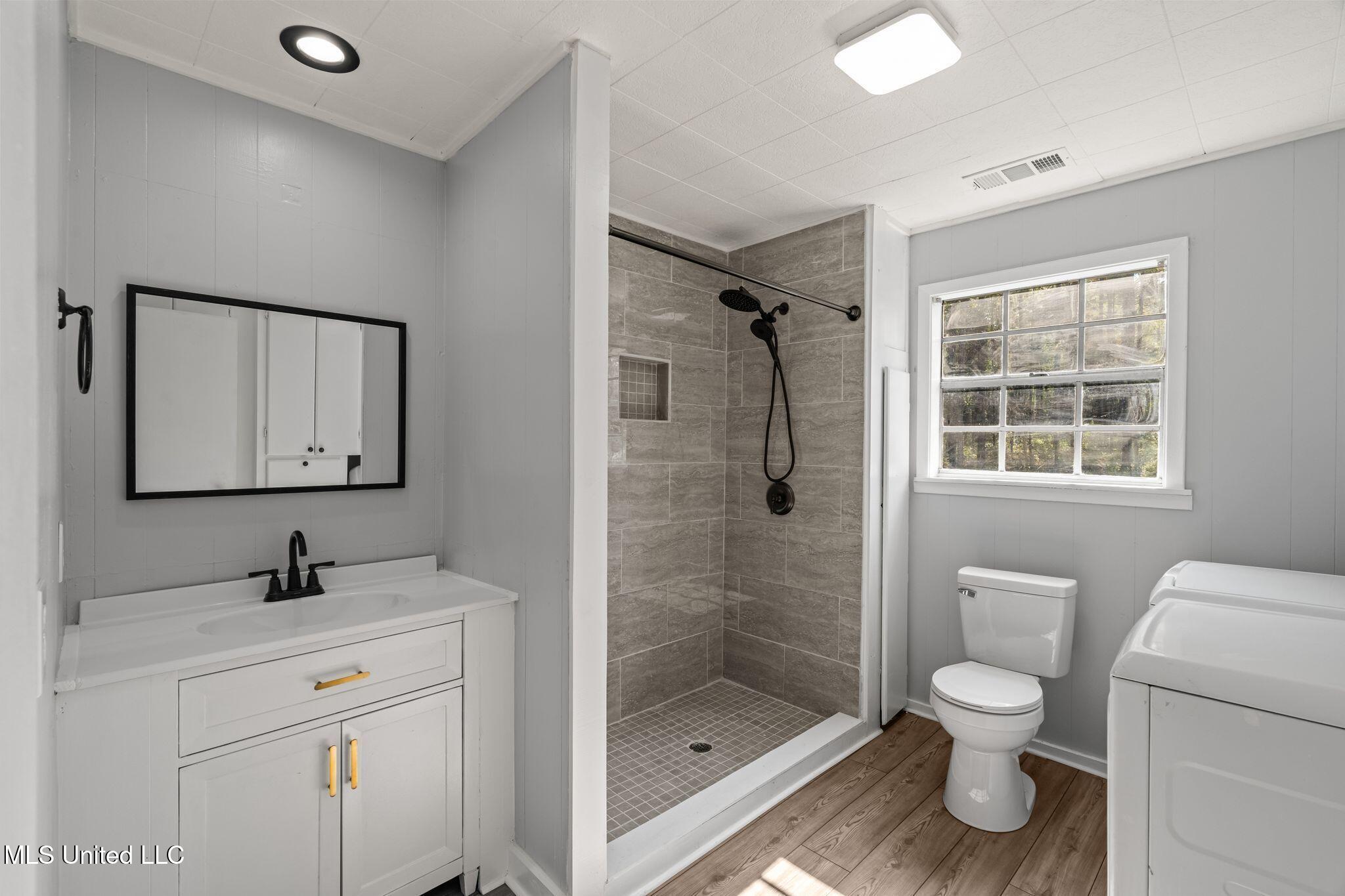 2225 Columbia Purvis Road Lumberton, MS 39455 - Photo 15 of 41 15_2225_Columbia_Purvis_Rd-15