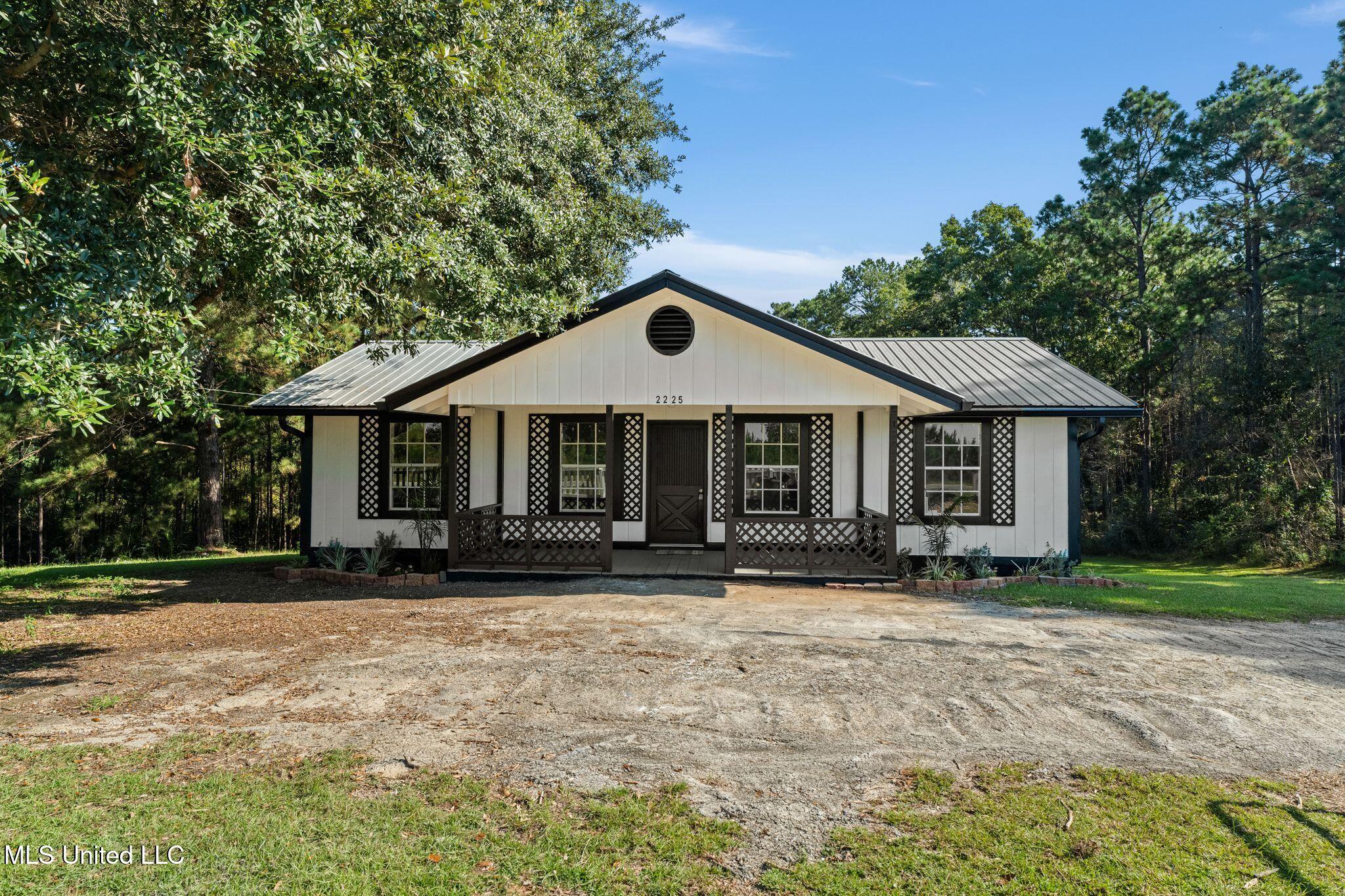 2225 Columbia Purvis Road Lumberton, MS 39455 - Photo 10 of 41 1_2225_Columbia_Purvis_Rd-1