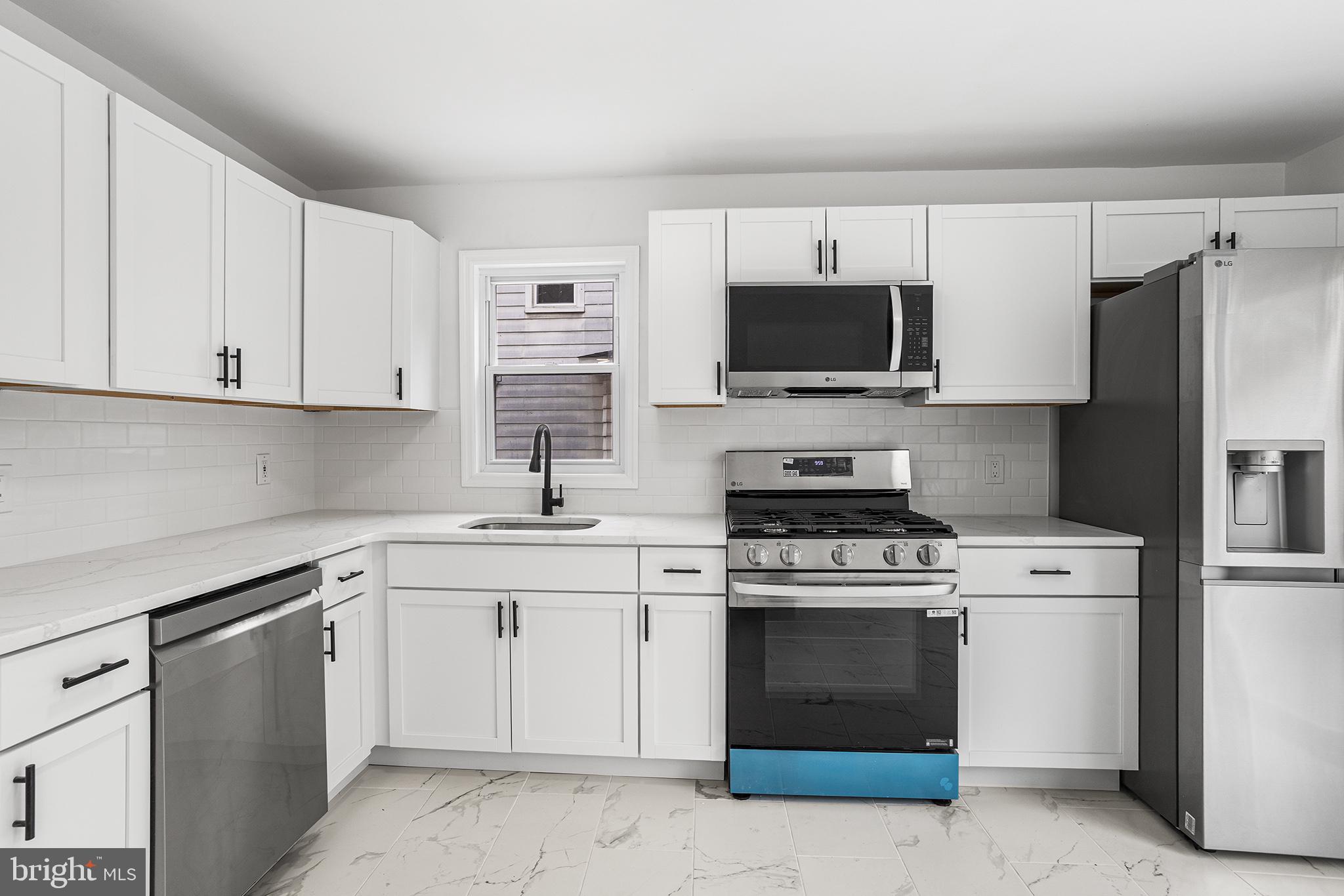 410 Walnut Avenue Laurel Springs, NJ 08021 - Photo 12 of 30