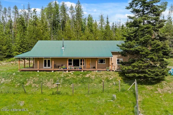 $997,777 | 4321 Upper Gold Crk Road, Sandpoint, ID 83864