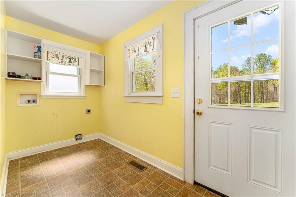 388 Frank Hinkle Road Lexington, NC 27295 - Photo 13 of 24 Gallery Image 13