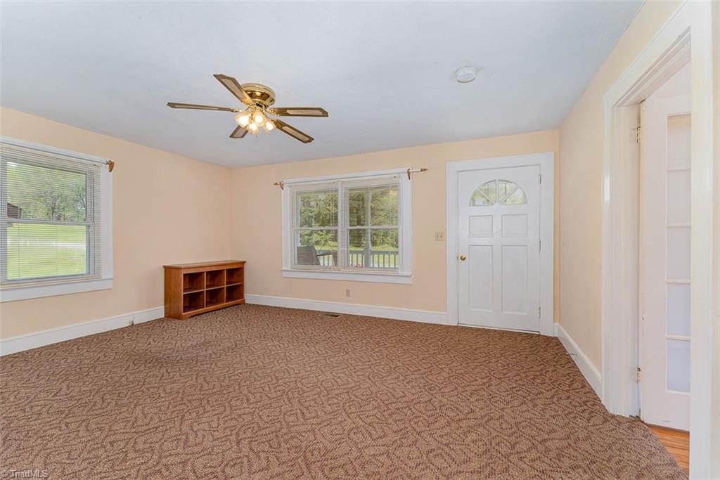 388 Frank Hinkle Road Lexington, NC 27295 - Photo 3 of 24 Gallery Image 3