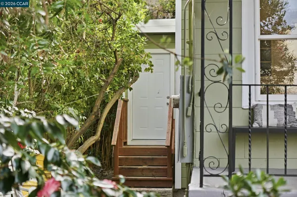 $1,198,000 | 3214 California Street, Berkeley, CA 94703