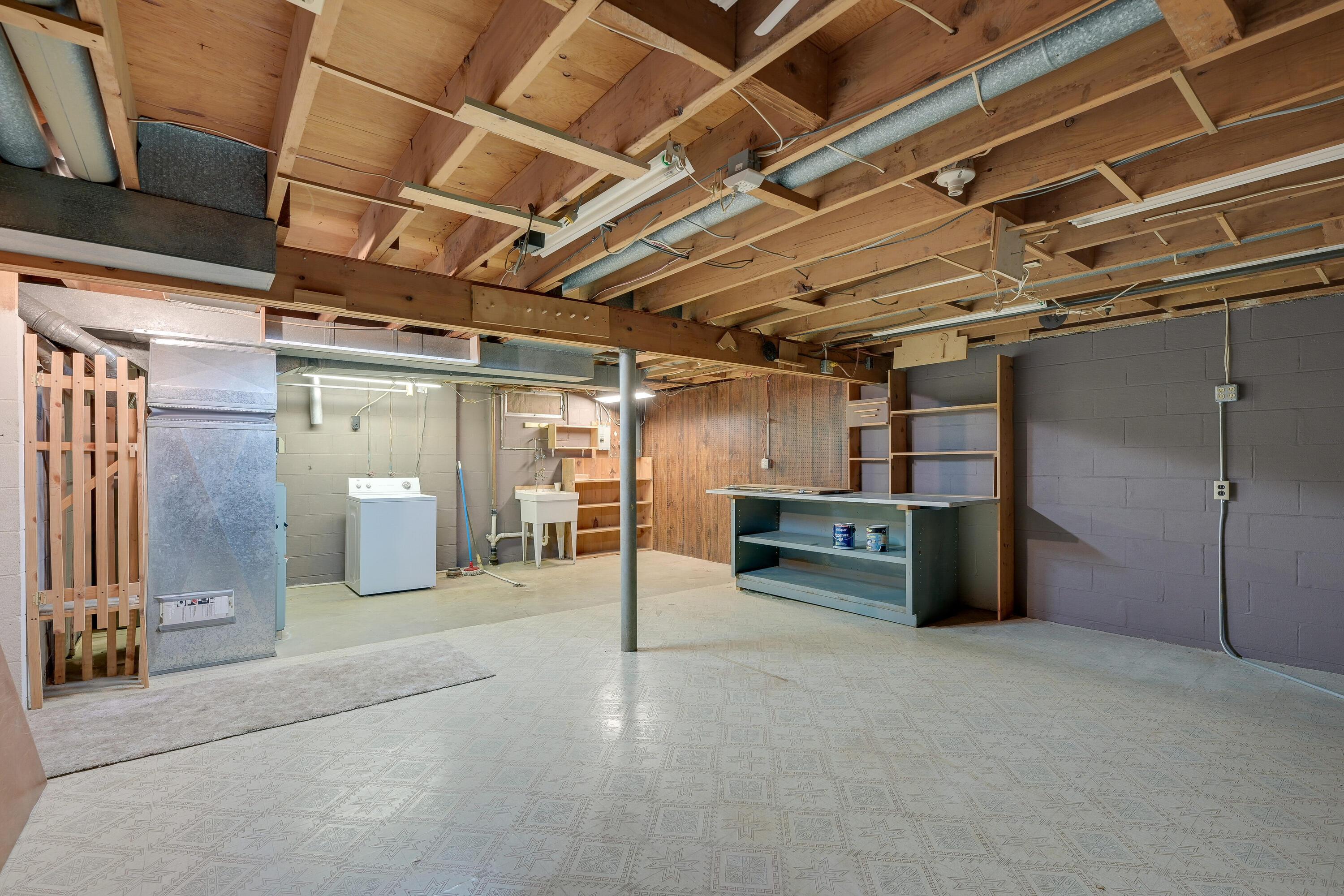 5516 Driftwood Road Columbus, OH 43229 - Photo 25 of 35 4th level - Unfinished basement