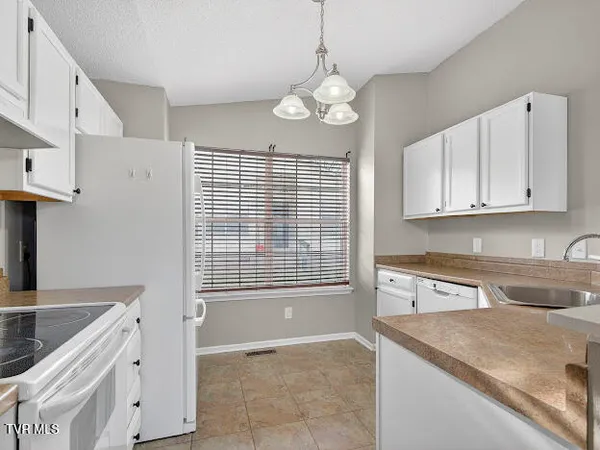 $319,000 | 2701 Broad Street, Bristol, TN 37620