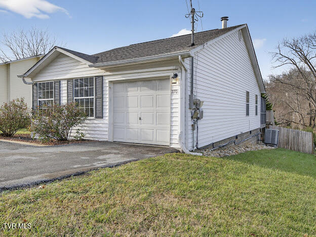 2701 Broad Street Bristol, TN 37620 - Photo 3 of 45 IMG_5707