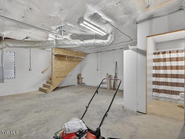 2701 Broad Street Bristol, TN 37620 - Photo 35 of 45 IMG_5734