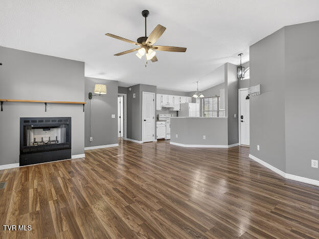 2701 Broad Street Bristol, TN 37620 - Photo 10 of 45 IMG_5714