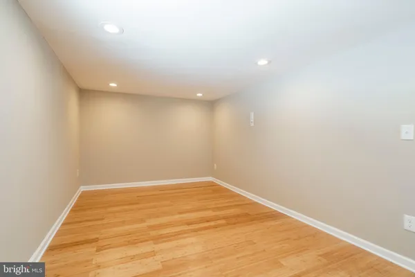 $3,300 | 329 Hillcrest Avenue, Conshohocken, PA 19428