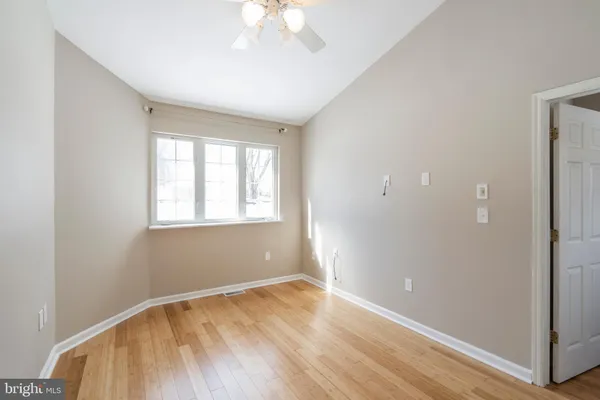 $3,300 | 329 Hillcrest Avenue, Conshohocken, PA 19428