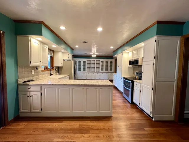 a view of a livingroom with a fireplace