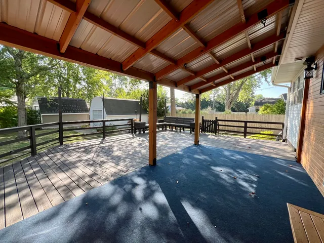 $239,900 | 17 Park Drive, Villa Grove, IL 61956