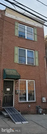 a view of a building entryway