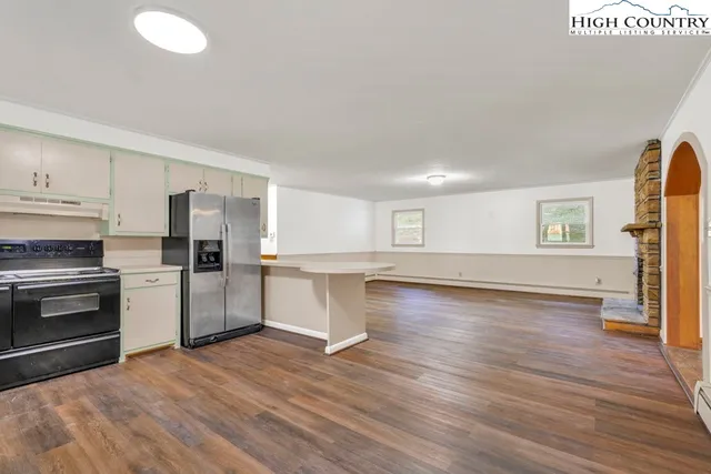 $555,000 | 2578 Meat Camp Road, Todd, NC 28684