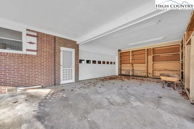 $555,000 | 2578 Meat Camp Road, Todd, NC 28684