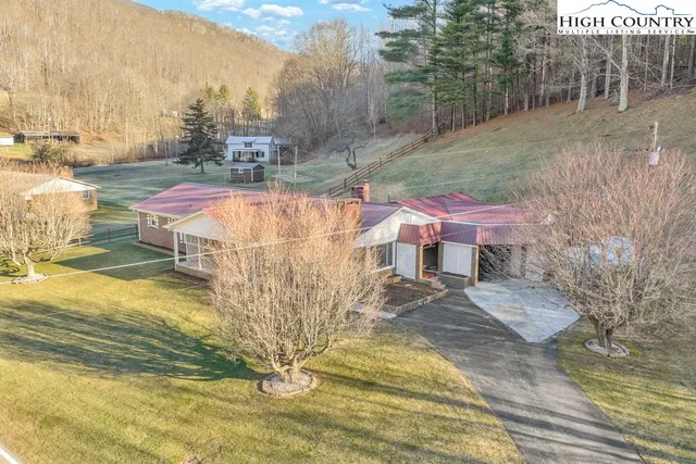 $555,000 | 2578 Meat Camp Road, Todd, NC 28684