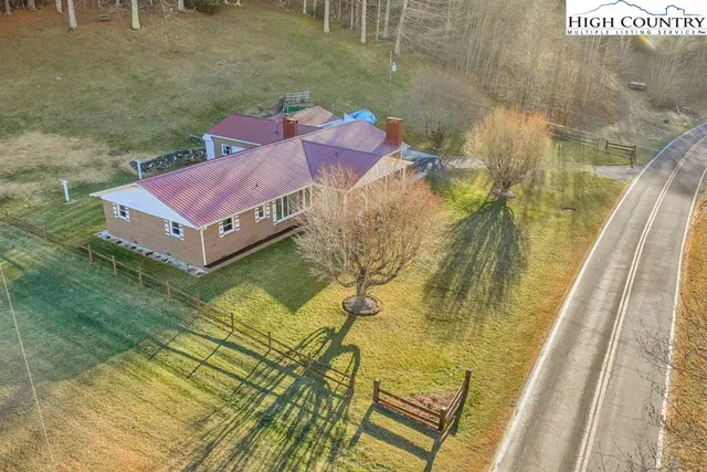 $555,000 | 2578 Meat Camp Road, Todd, NC 28684