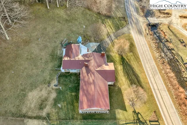 $555,000 | 2578 Meat Camp Road, Todd, NC 28684