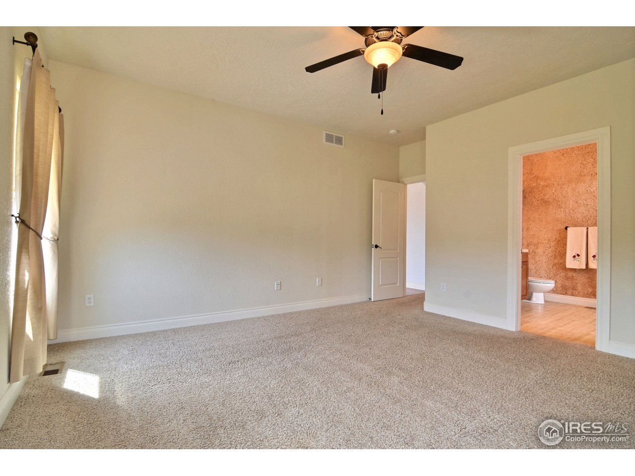 7732 Poudre River Road Greeley, CO 80634 - Photo 11 of 25 Gallery Image 11