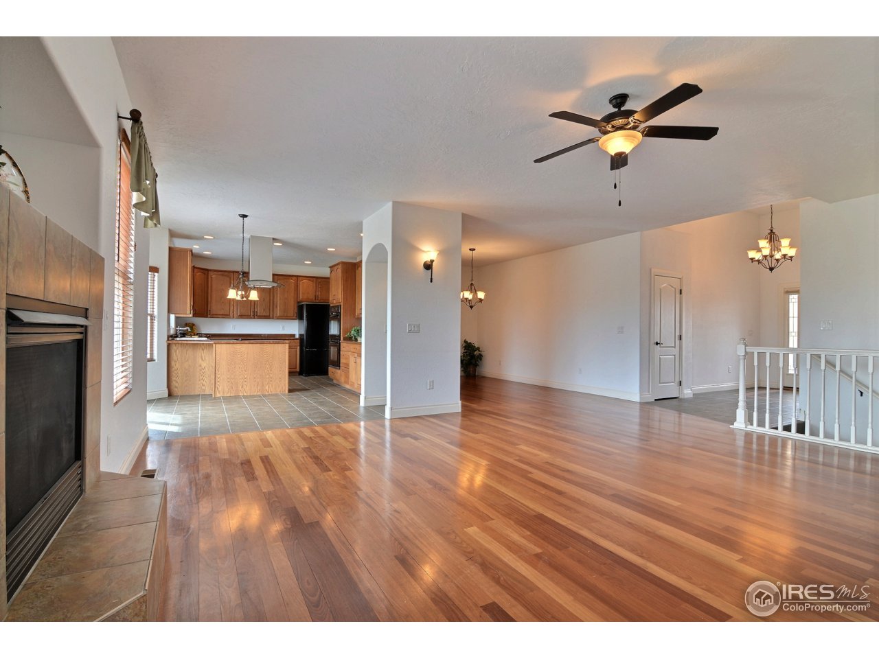7732 Poudre River Road Greeley, CO 80634 - Photo 2 of 25 Hardwood Flooring