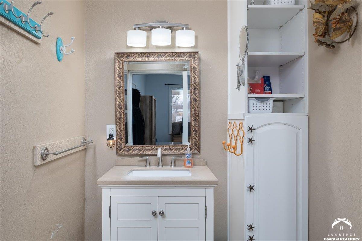 4919 Ferguson Road Perry, KS 66073 - Photo 37 of 50 Gallery Image 37
