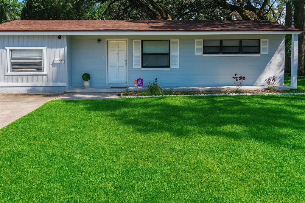 1019 Santa Barbara Road Orlando, FL 32808 - Photo 1 of 6 Gallery Image 1