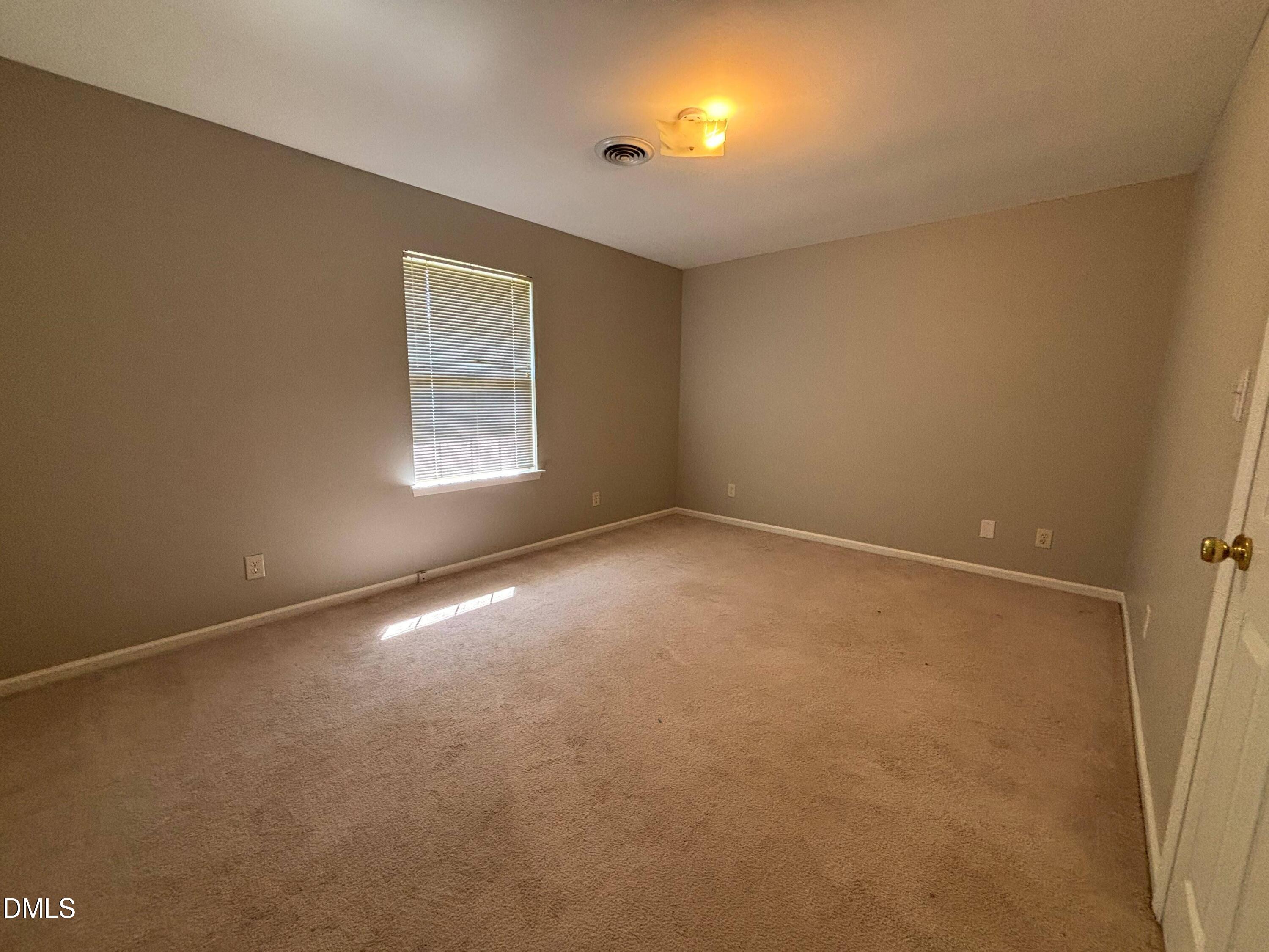 1630 Oxford Road, Unit G Henderson, NC 27536 - Photo 14 of 20 1000011236