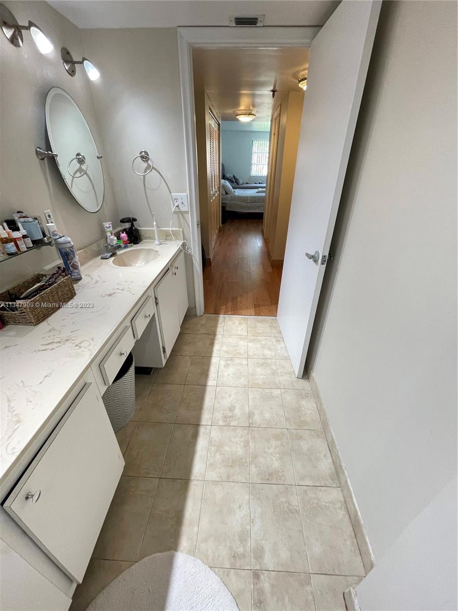 Ives Estates Miami, FL 33179 - Photo 13 of 34