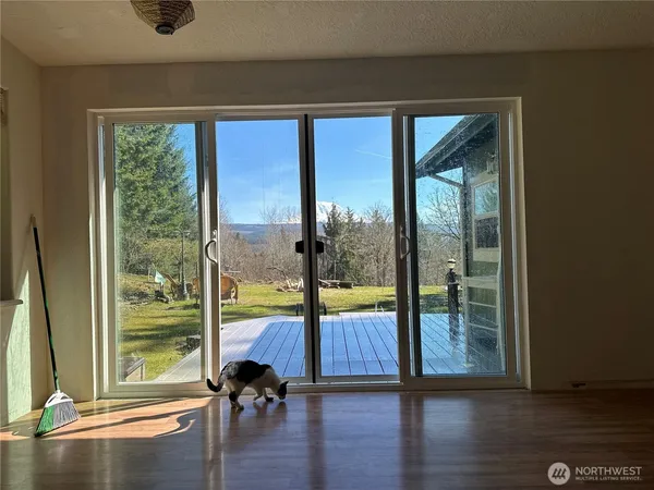 $585,000 | 16119 254th St Court East, Graham, WA 98338