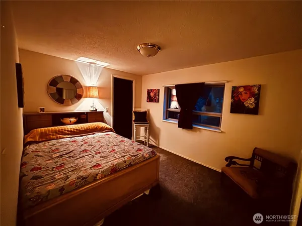 $585,000 | 16119 254th St Court East, Graham, WA 98338