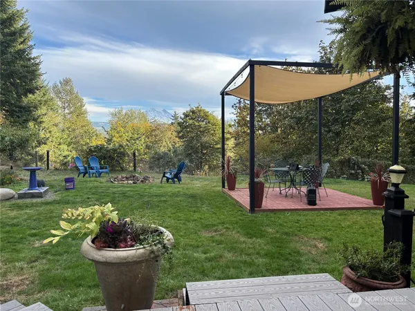 $585,000 | 16119 254th St Court East, Graham, WA 98338