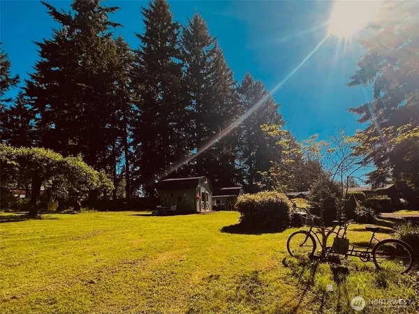 $585,000 | 16119 254th St Court East, Graham, WA 98338