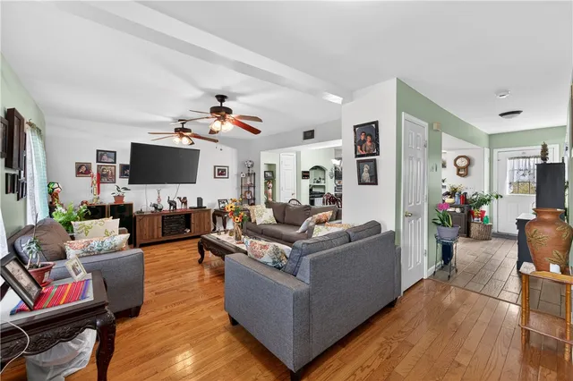 $459,000 | 8 Arnold Avenue, Lincoln, RI 02865