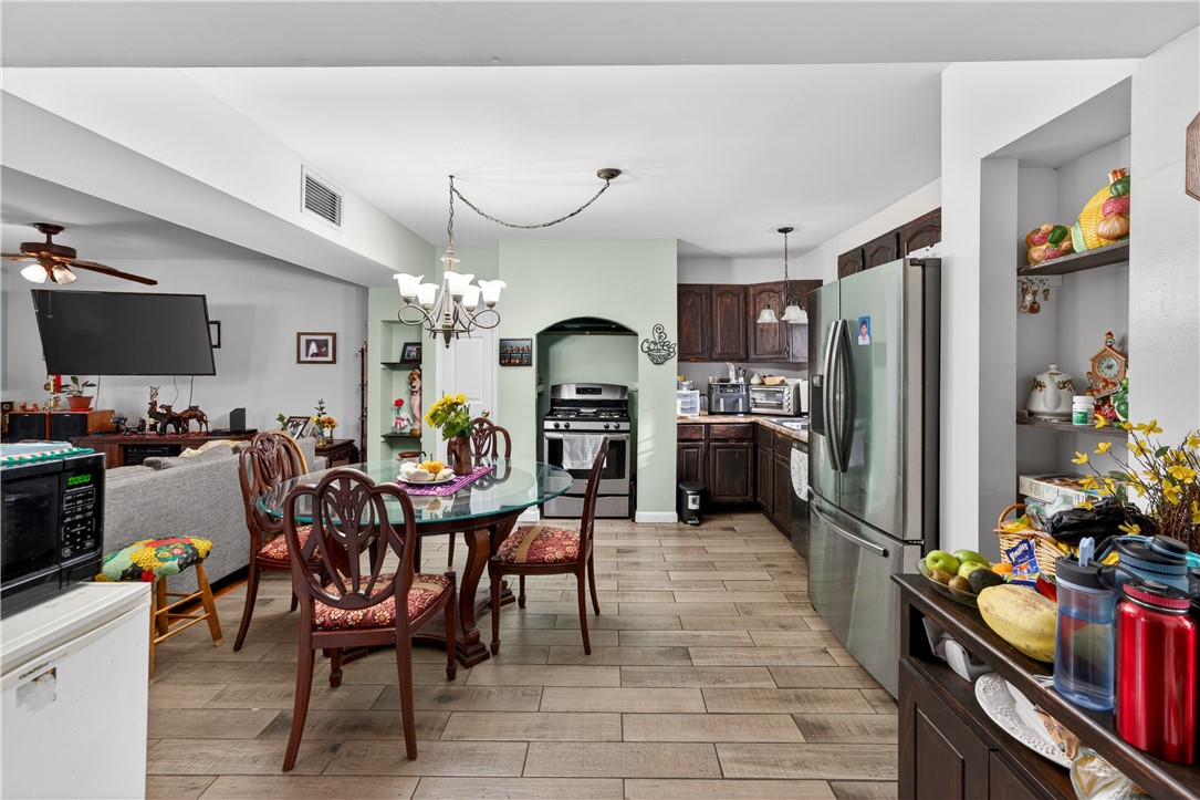 8 Arnold Avenue Lincoln, RI 02865 - Photo 6 of 15