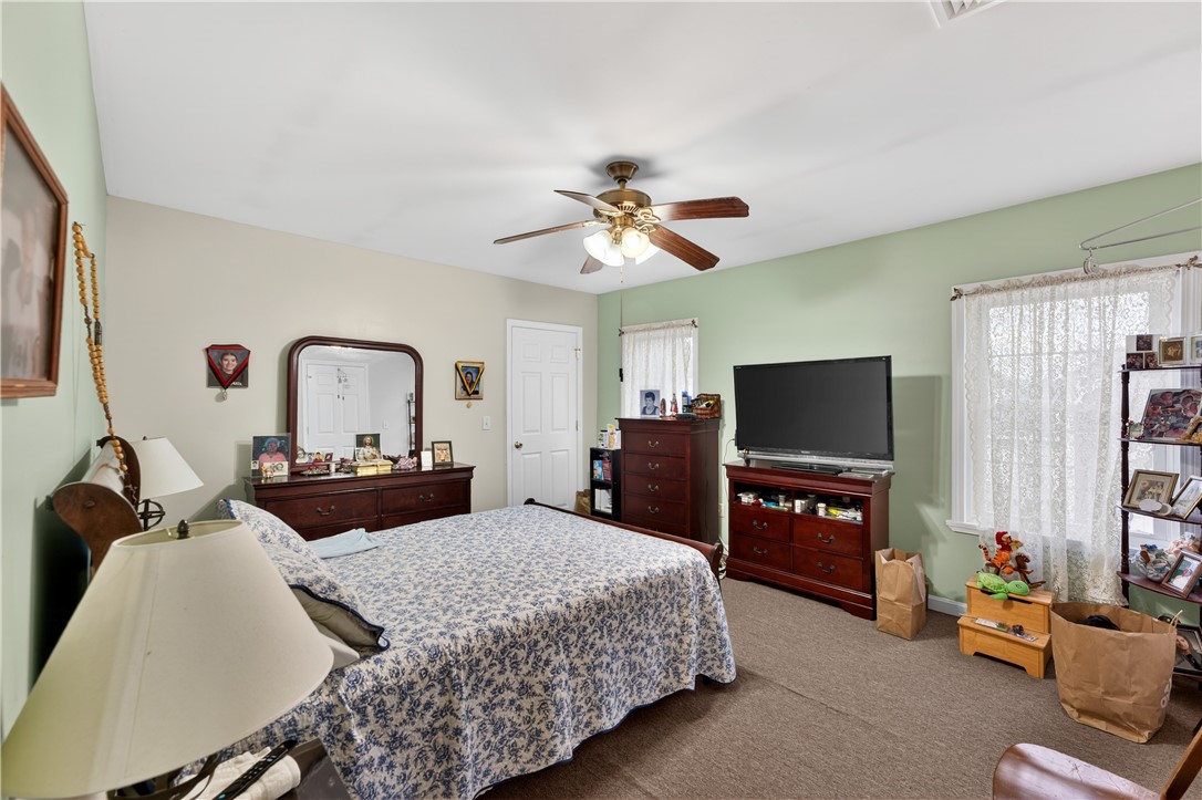 8 Arnold Avenue Lincoln, RI 02865 - Photo 8 of 15