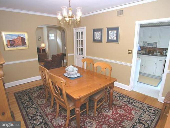 104 Dunkirk Road Baltimore, MD 21212 - Photo 5 of 18 Dining Room