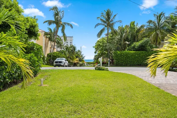 $6,500 | 801 Hibiscus Avenue, Juno Beach, FL 33408