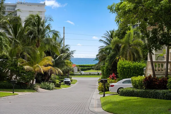 $6,500 | 801 Hibiscus Avenue, Juno Beach, FL 33408